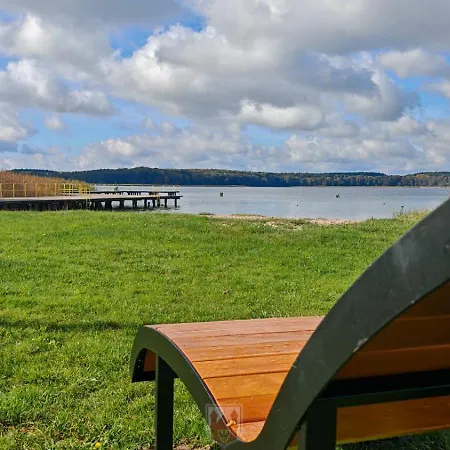 Lubuskie Jezioro 度假居 *